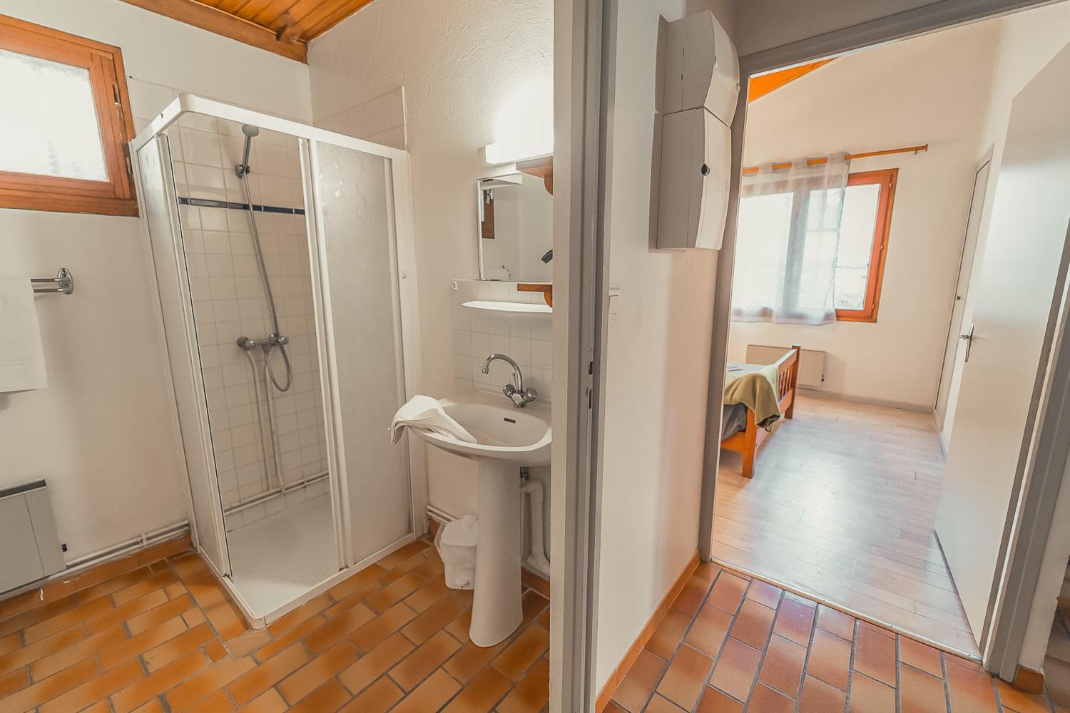 salle d'eau Camping chanac, Village de gîtes à chanac( location de vacances)